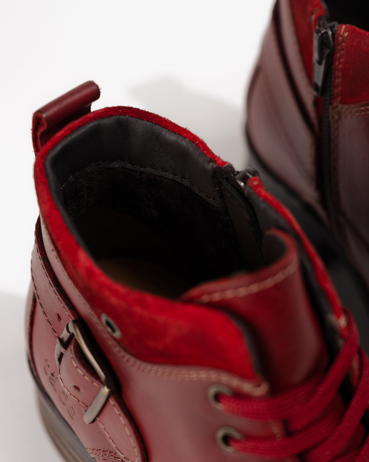 MINI CRAVE - RED - LEATHER