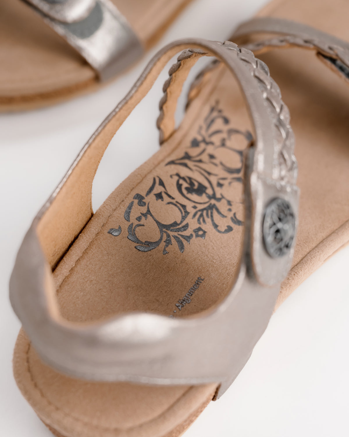 JILLIAN - BRUSHED SILVER - LEATHER