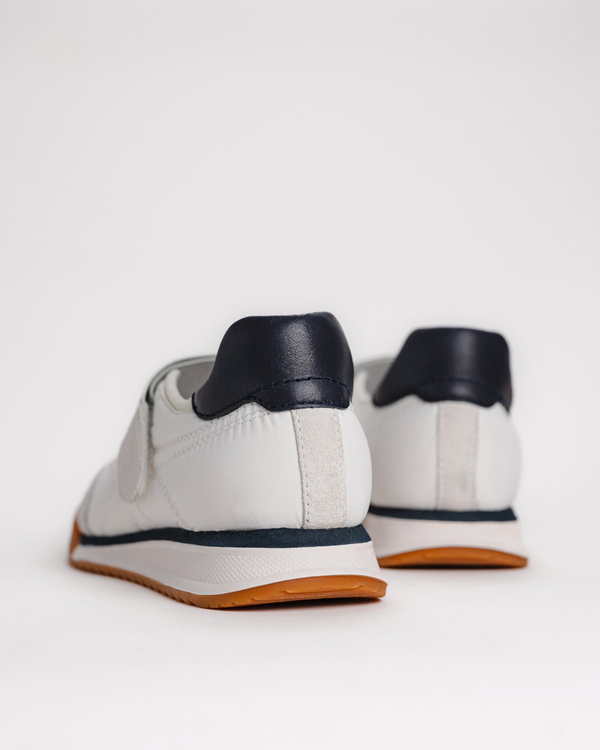KELLY - WHITE - SUEDE/NYLON