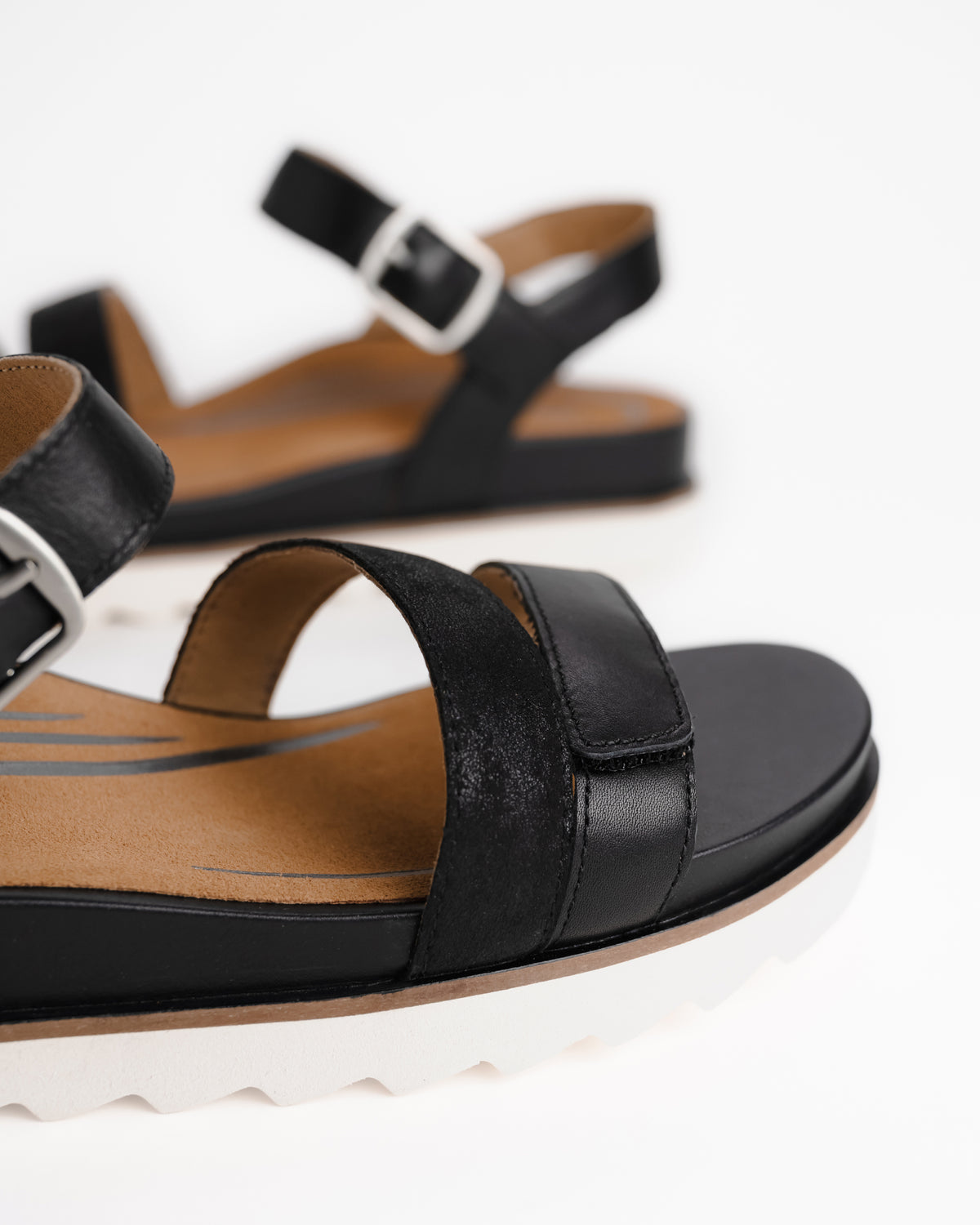 CASS - BLACK - LEATHER