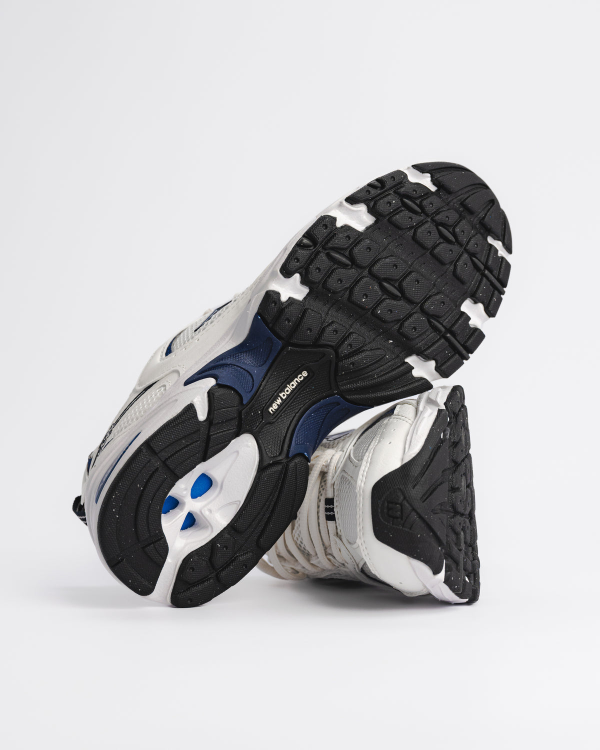 530 V1 - SEA SALT/BLUE - SUEDE/MESH