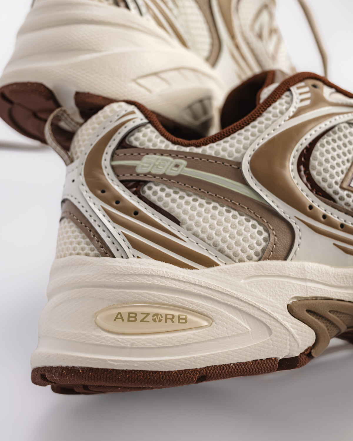 530 V1 - SEA SALT/DRIFTWOOD - SUEDE/MESH