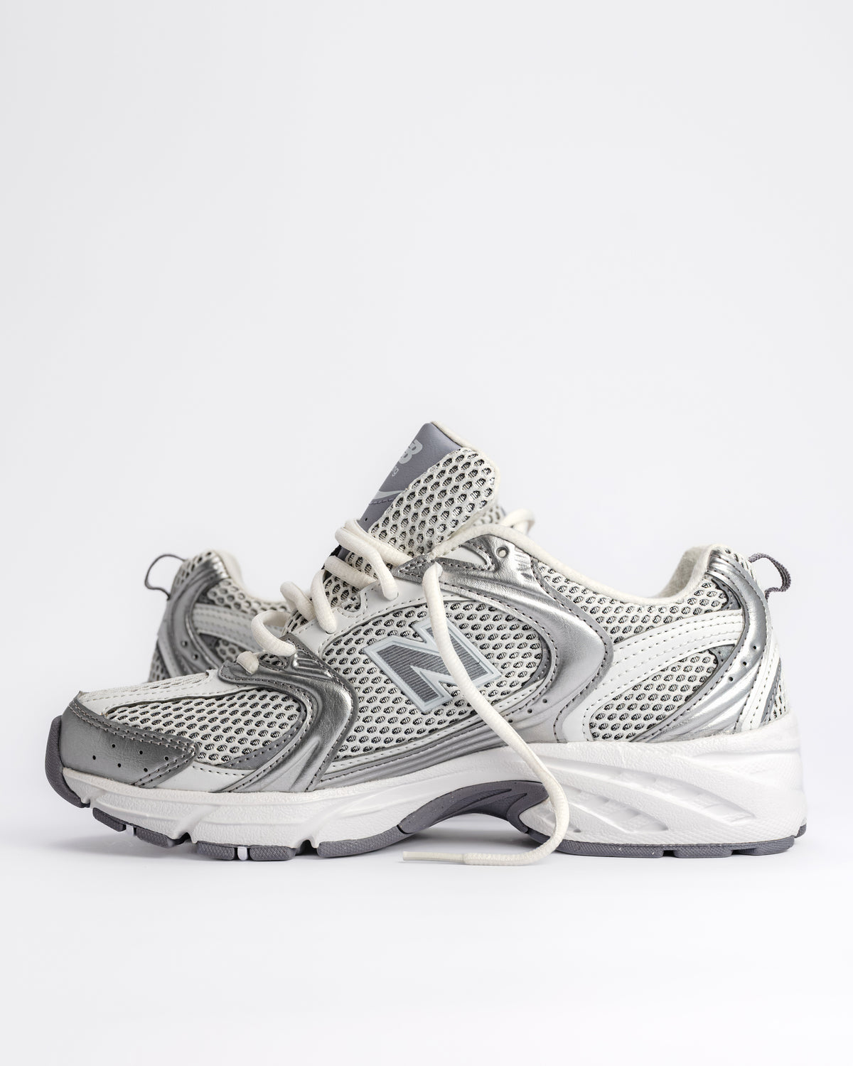530 V1 - GREY MATTER - SUEDE/MESH