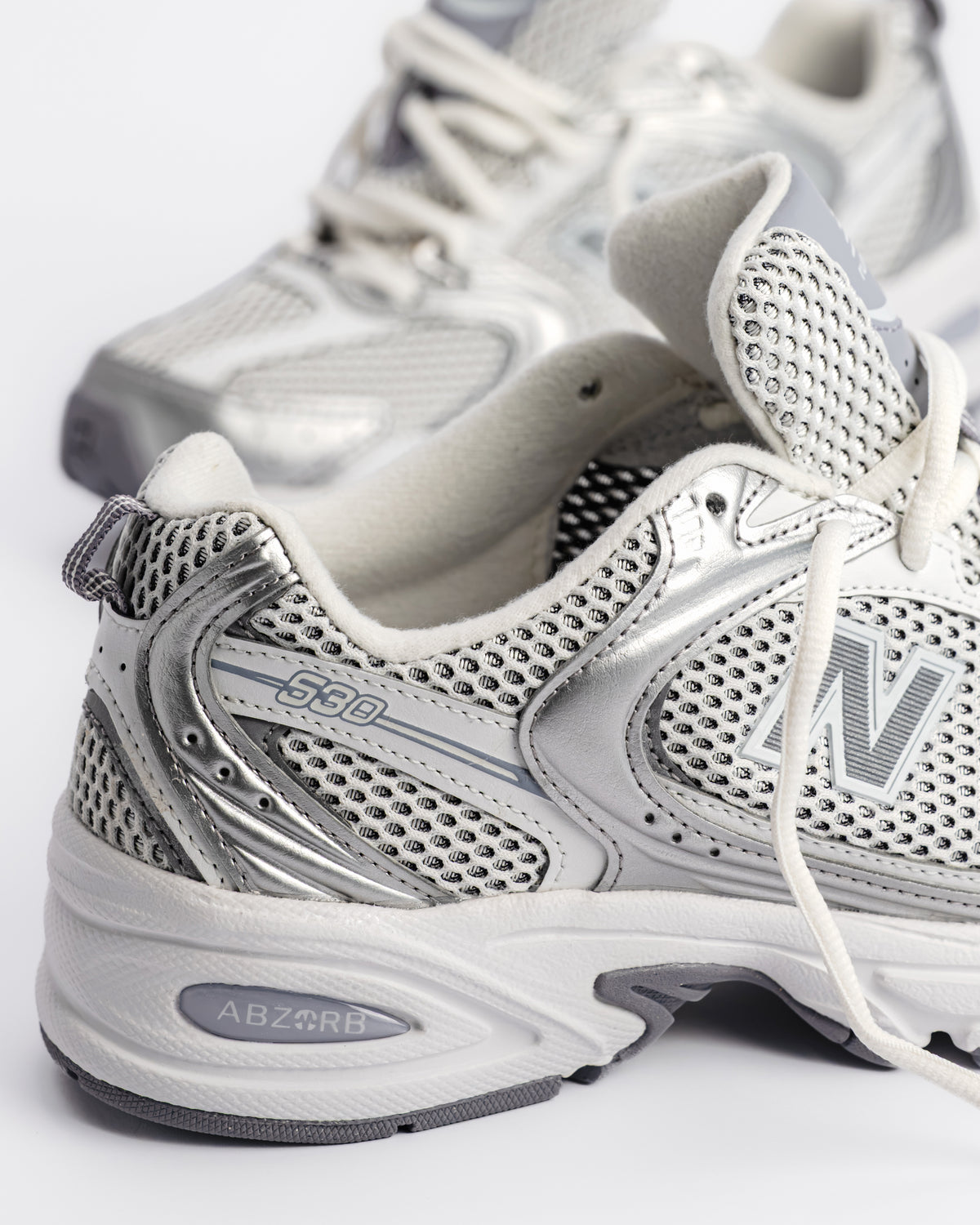 530 V1 - GREY MATTER - SUEDE/MESH