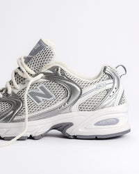 530 V1 - GREY MATTER - SUEDE/MESH