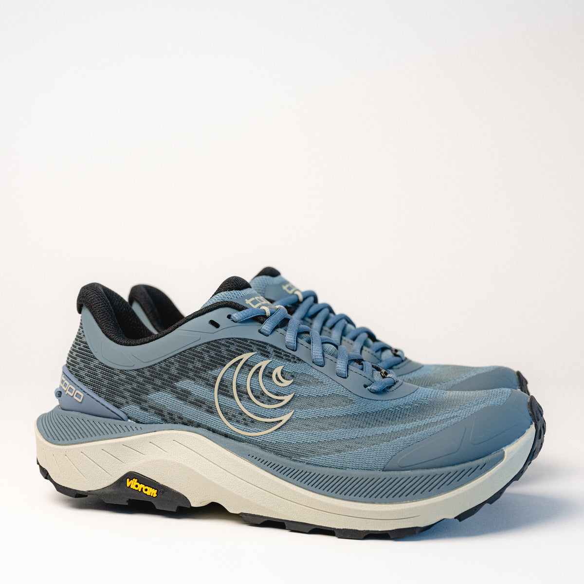 Women's Topo Athletic Ultraventure 4 Trail Running Shoe in Stone/Grey, W081-STNGRY