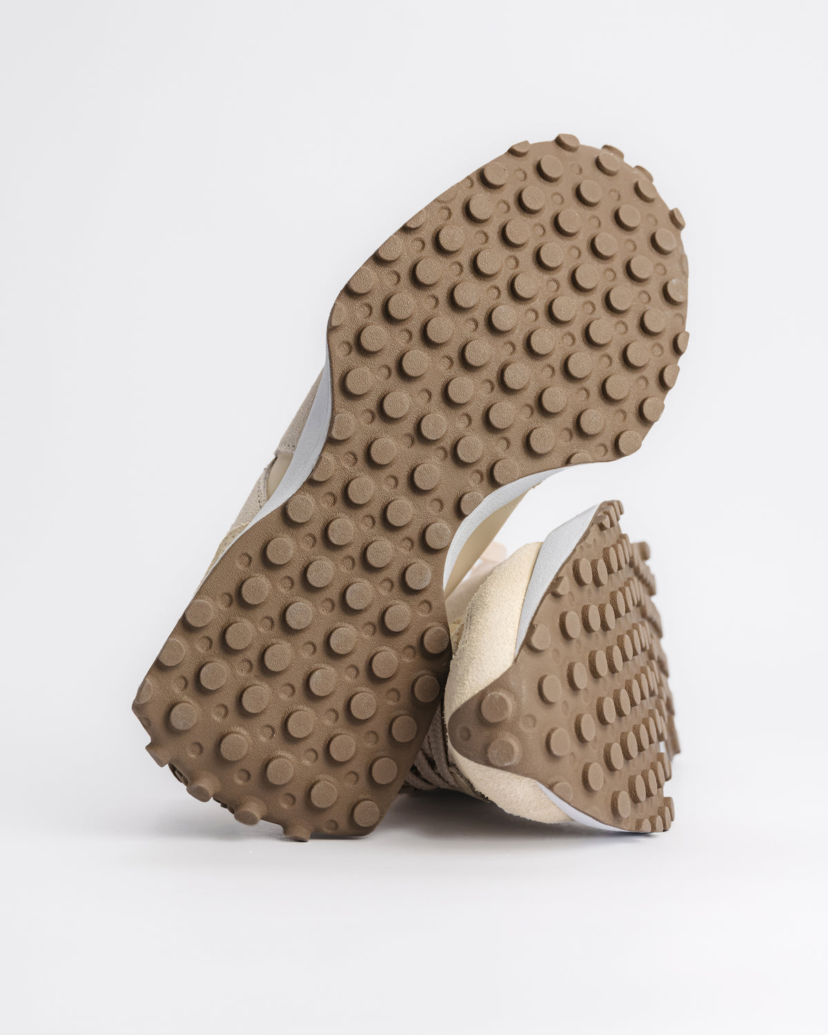 327 V1 - LINEN/ANGORA - SUEDE/MESH
