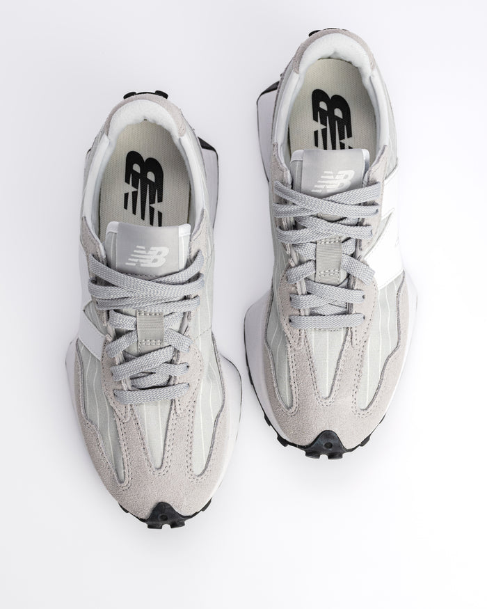 Iconic New Balance 327 V1 Sneaker in Raincloud / White - Gray W327TWA