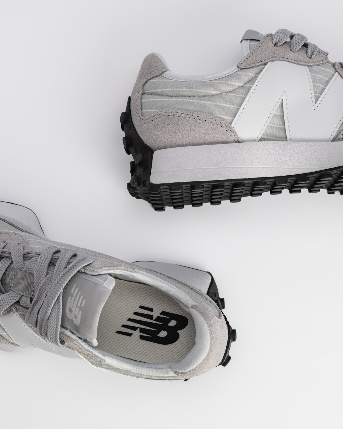 327 V1 - RAINCLOUD/WHITE - SUEDE