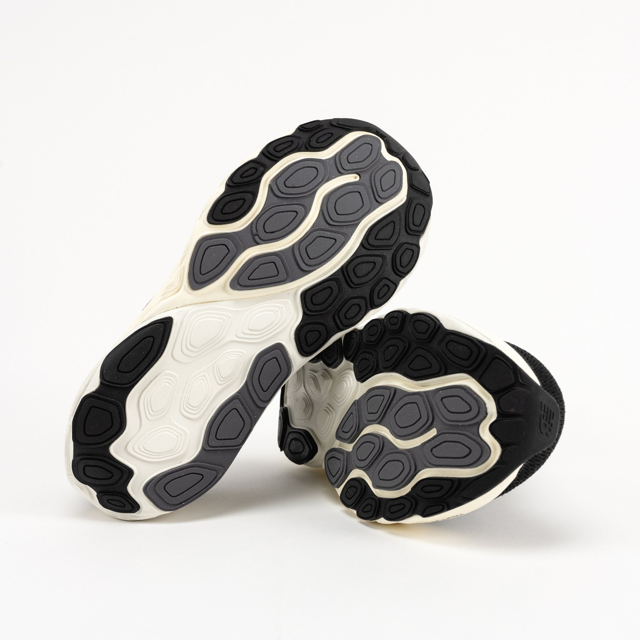 Women's New Balance 860 V14 Stability Running Shoe | Black/Angora