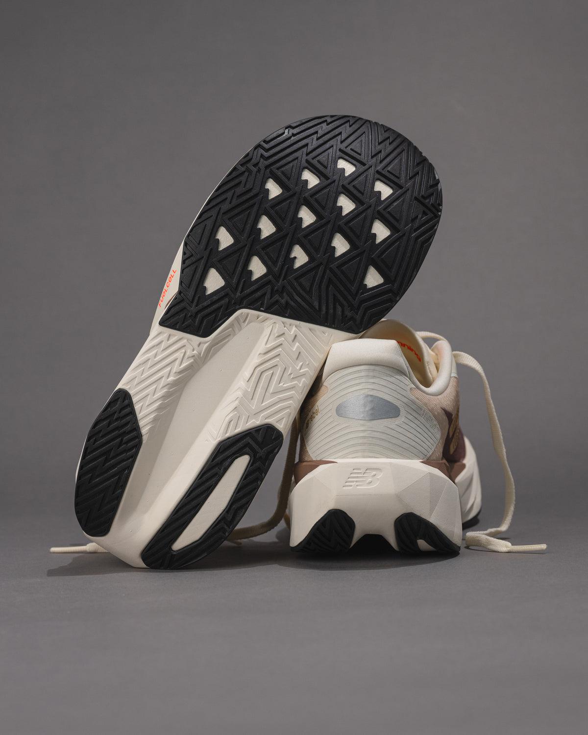 New Balance FuelCell Rebel v5 Sneaker – Angora / Earth Shadow / Sea Salt