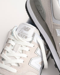ENCAP midsole and tongue detail on New Balance 574 sneaker
