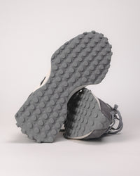 327 V1 - BLACK METALLIC - SUEDE/MESH