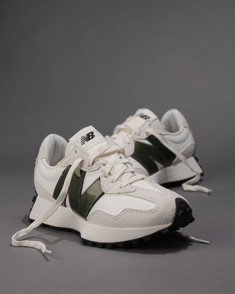 327 V1 - SEA SALT/OLIVINE - SUEDE