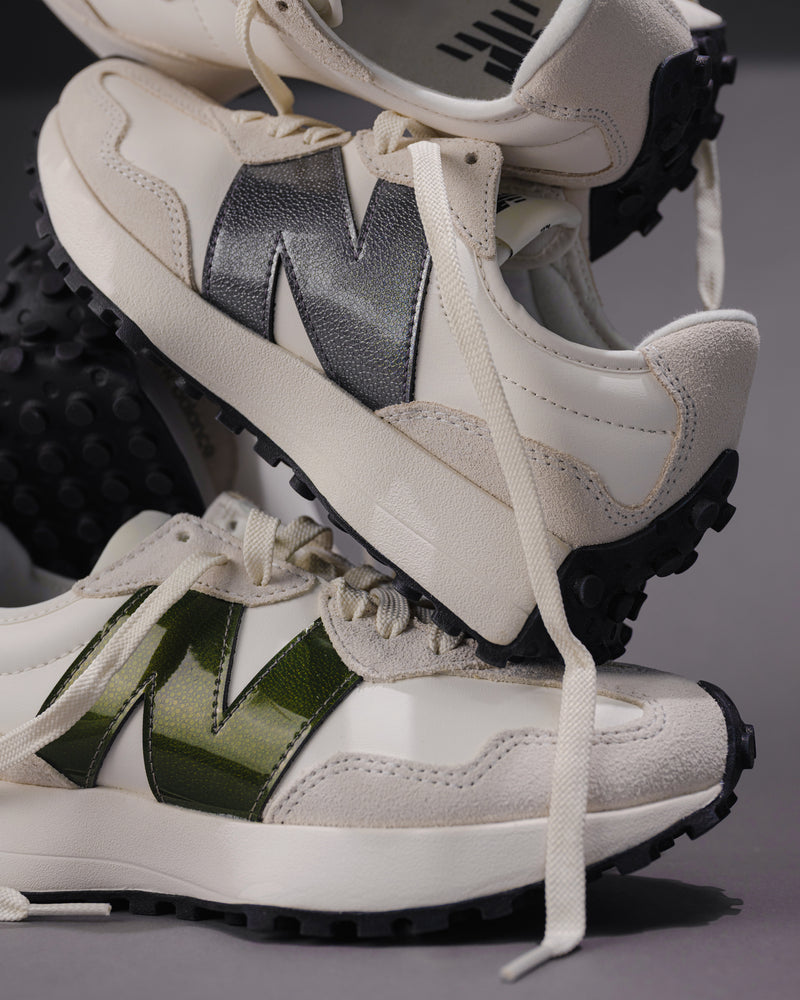 327 V1 - SEA SALT/OLIVINE - SUEDE