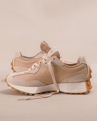 Iconic New Balance 327 V1 sneaker in Dark Tan/Cream