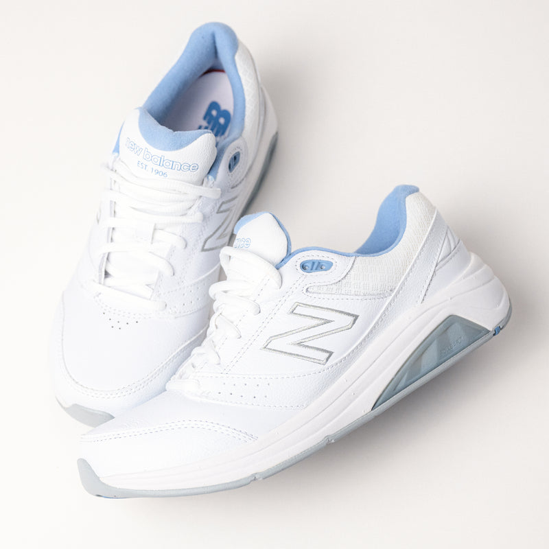 Removable PU foam footbed in the New Balance 928 V3 Walking Shoe, providing added durability and customizable comfort.