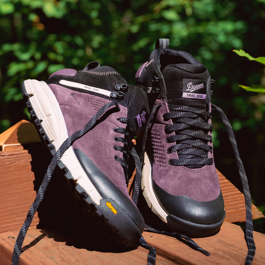 WOMEN'S DANNER TRAIL 2650 MID WATERPROOF BOOT IN BERRY NUBUCK